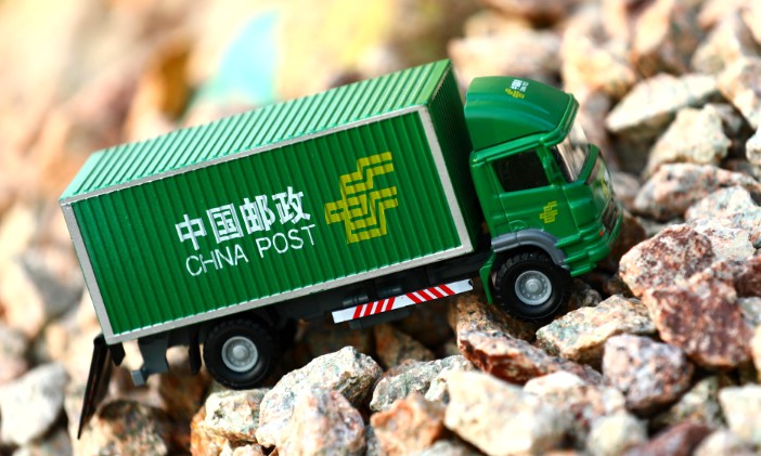 电商大佬同提降物流成本 何时当天送到仍是用户关心问题_物流_电商报