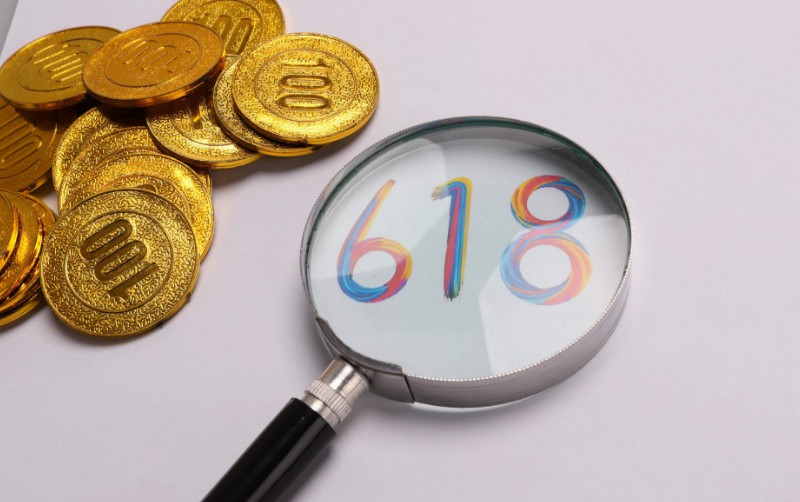 1年用80亿个快递塑料袋 绿色物流能否经得住6.18大促_物流_电商报