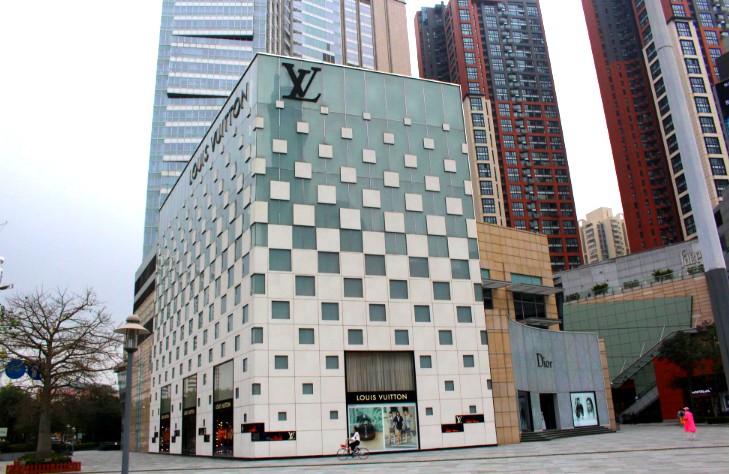 关税下调LV产品降价 或意再争夺在华市场_零售_电商报