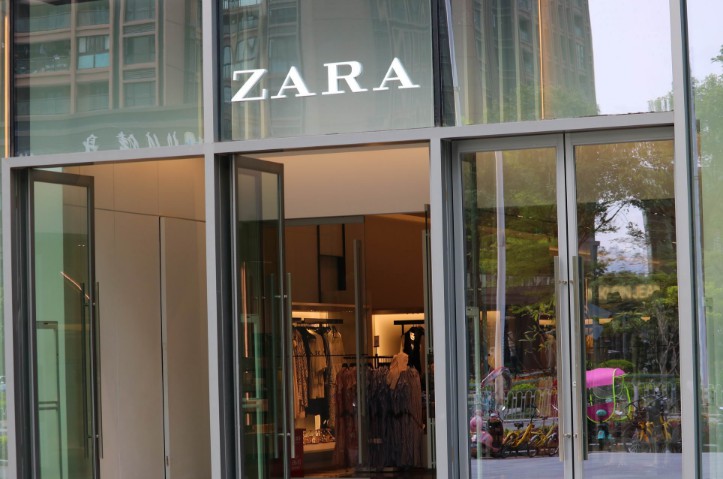 Zara:产品抄袭业绩下滑 拥抱线上成唯一出路_零售_电商报