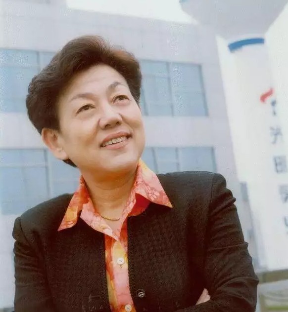 和外资缠斗15年，市值不及伊利零头，网友跪求涨价！_零售_电商报