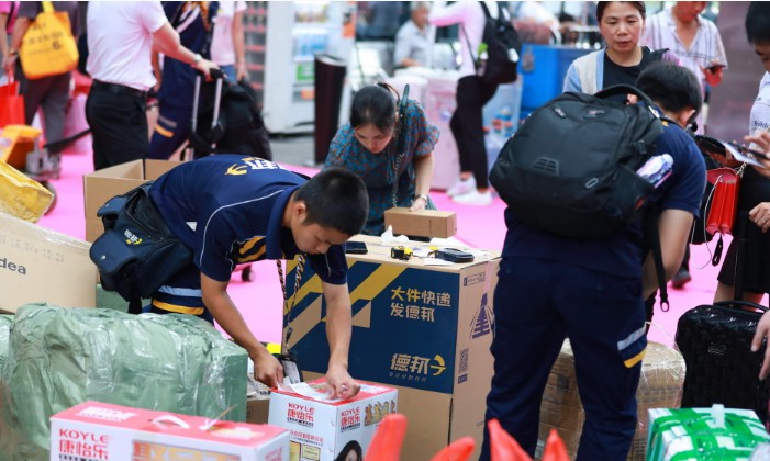 校园快递太多:禁快递进入之外 有高校刷脸取快递_物流_电商报