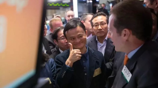 一直觉得马云的口才好,原来张勇也不差!_行业观察_电商报