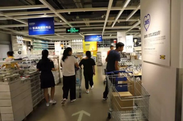 为了1块钱1只的甜筒,这些人一年在这里买了3000亿的其他商品!_零售_电商报