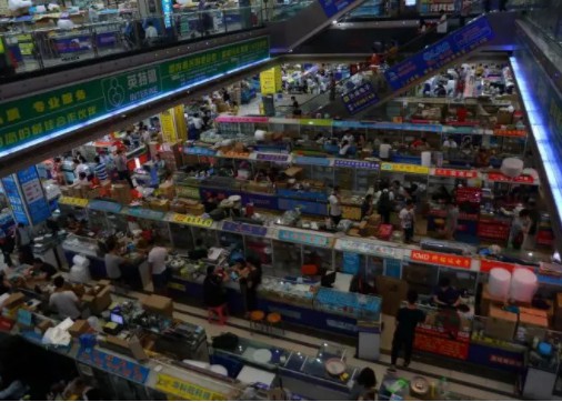 华强北转型美妆市场进行时：曾是男人的自留地，如今变为女人的乐园！_行业观察_电商报
