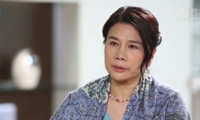 销售女皇再度出山 为“伙伴”拥抱直播电商_人物_电商报