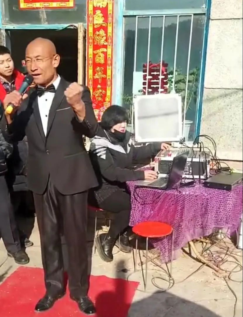 快手的3亿“后浪”:生活对我重拳出击,我报之以“奥利给”_行业观察_电商报