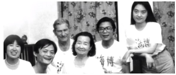 当年三人创业,一个成亚洲首富,一个成首富之妻,另一个最让人想不到!_行业观察_电商报