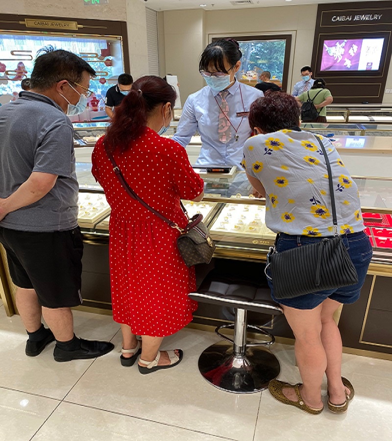 金饰价格飞涨至510元 该买还是卖?-中国商网