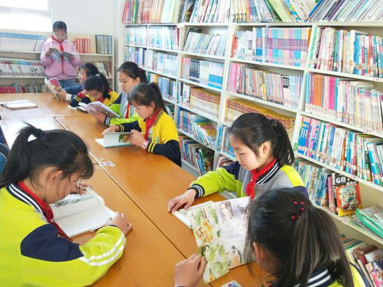 “爱读书,读好书”,云集今年将建设100个梦想图书室_行业观察_电商报