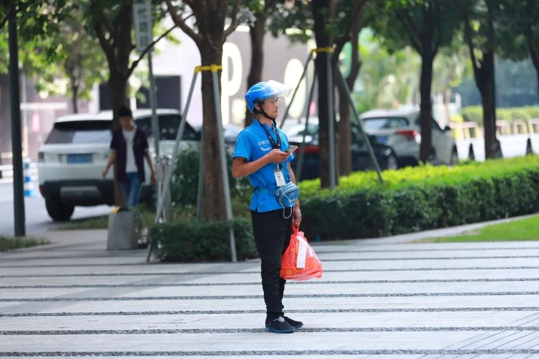 外卖骑手被困有感：我们每个人都被困在了系统里_行业观察_电商报