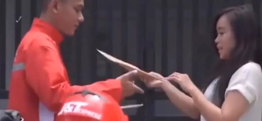 被“围剿”的极兔：要么在万众瞩目的场合打倒我，要么让我成为王者！_行业观察_电商报